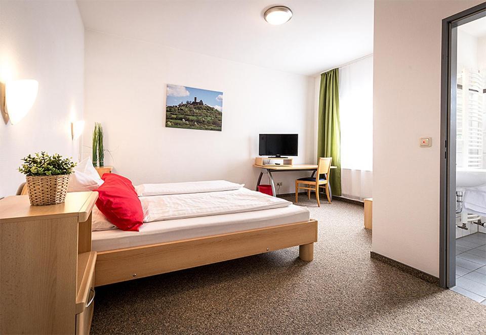 Biebertal Hotel An Der Burg מראה חיצוני תמונה