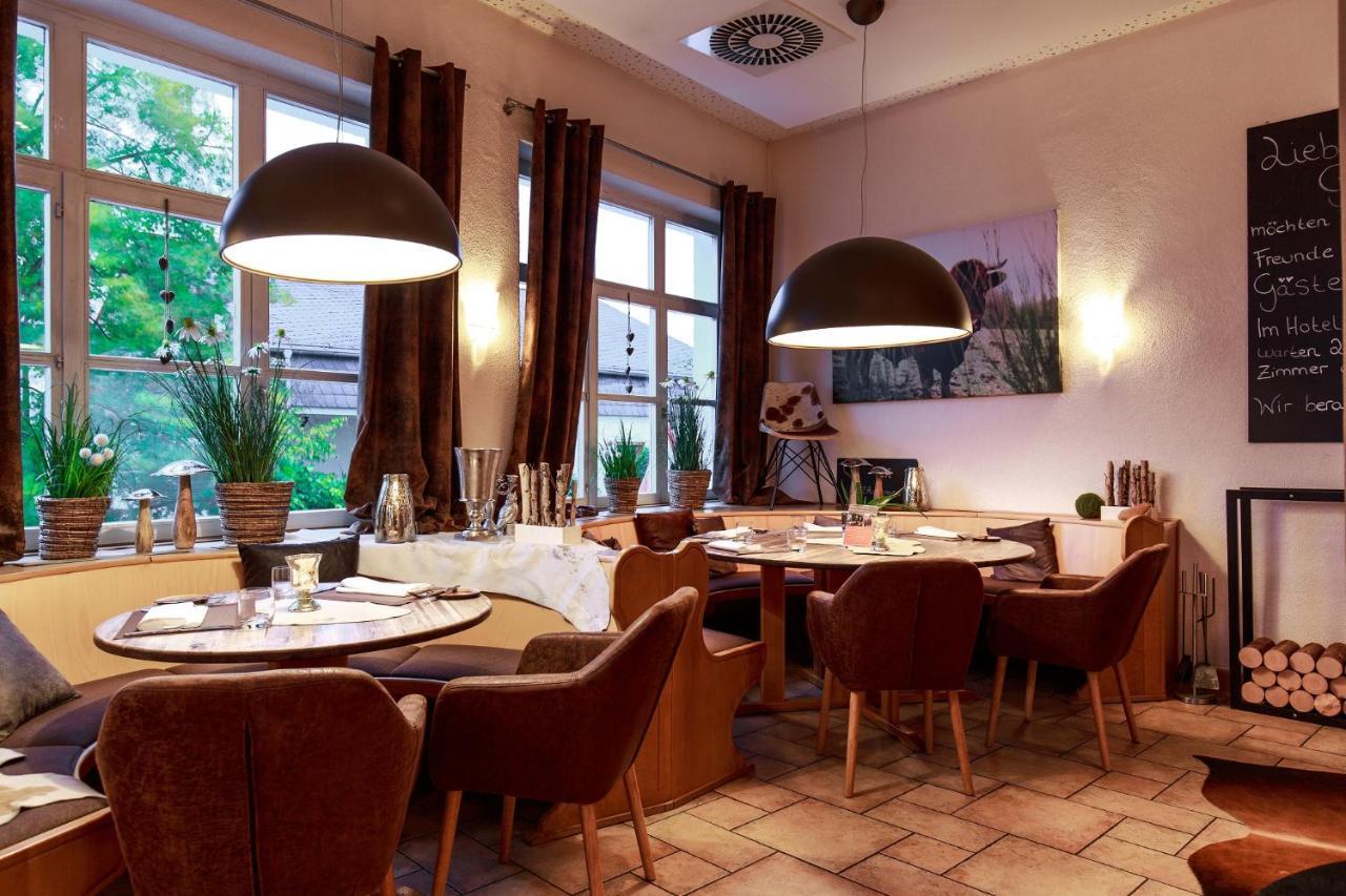 Biebertal Hotel An Der Burg מראה חיצוני תמונה